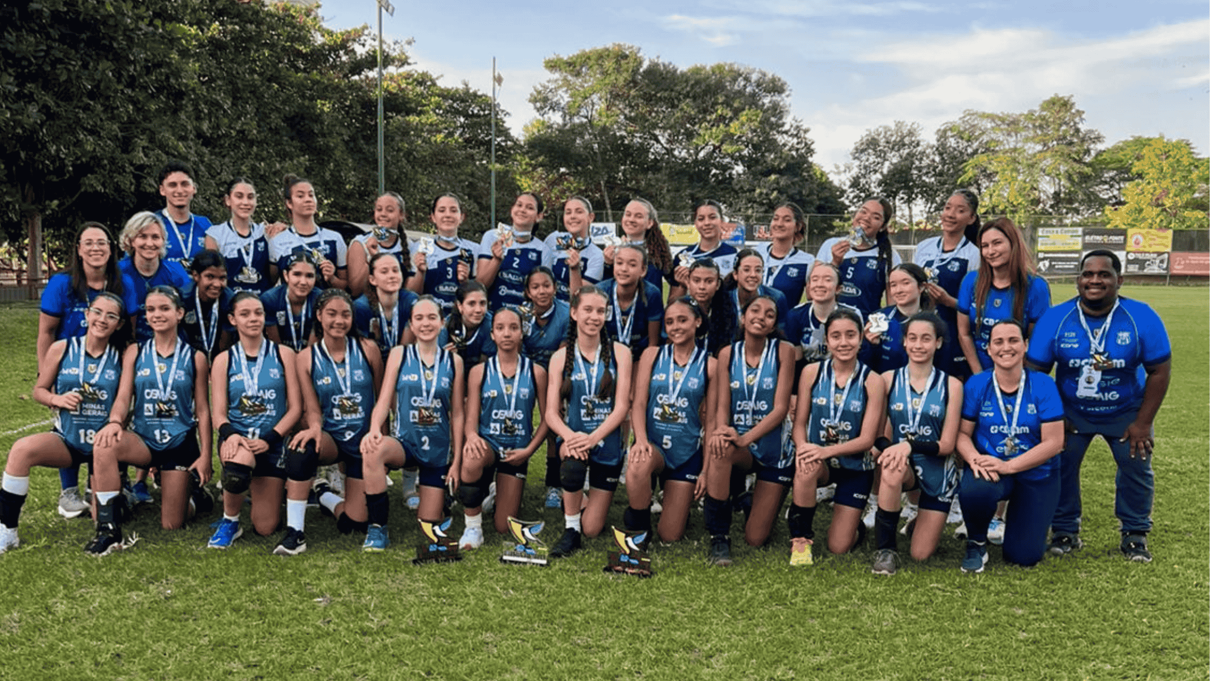 Elencos sub 14, 15 e 16 das Meninas de Ouro na Taça Uirapuru